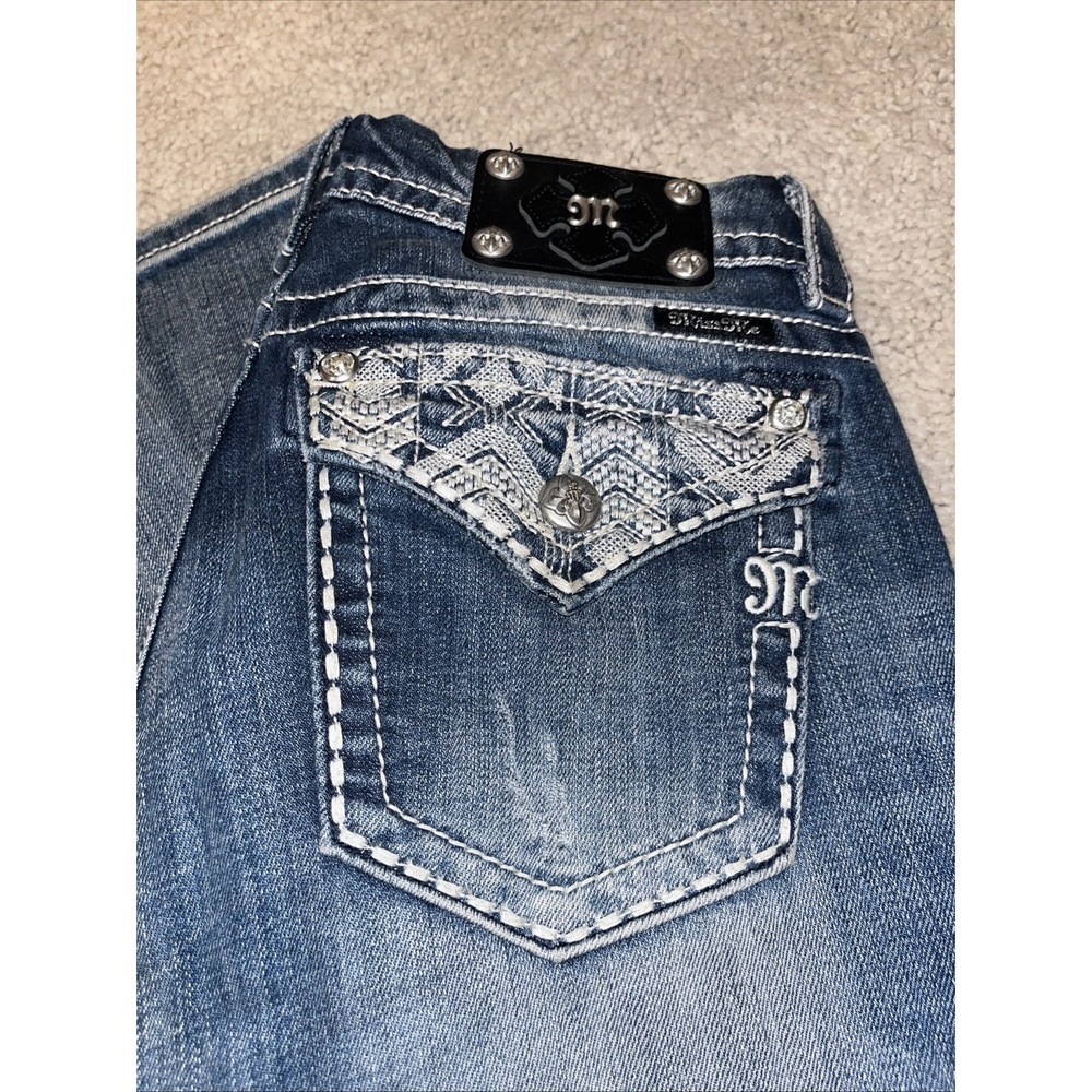 Miss Me Women's Bootcut Jeans Signature-Rise Size 29 X 33 Embroidered Pockets